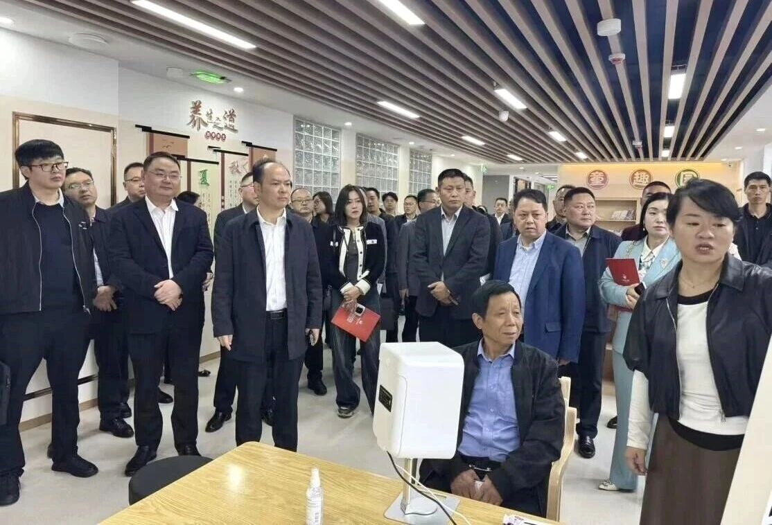 f2fb7cb930413a93dd1607365e494a75.jpg f2fb7cb930413a93dd1607365e494a75.jpg